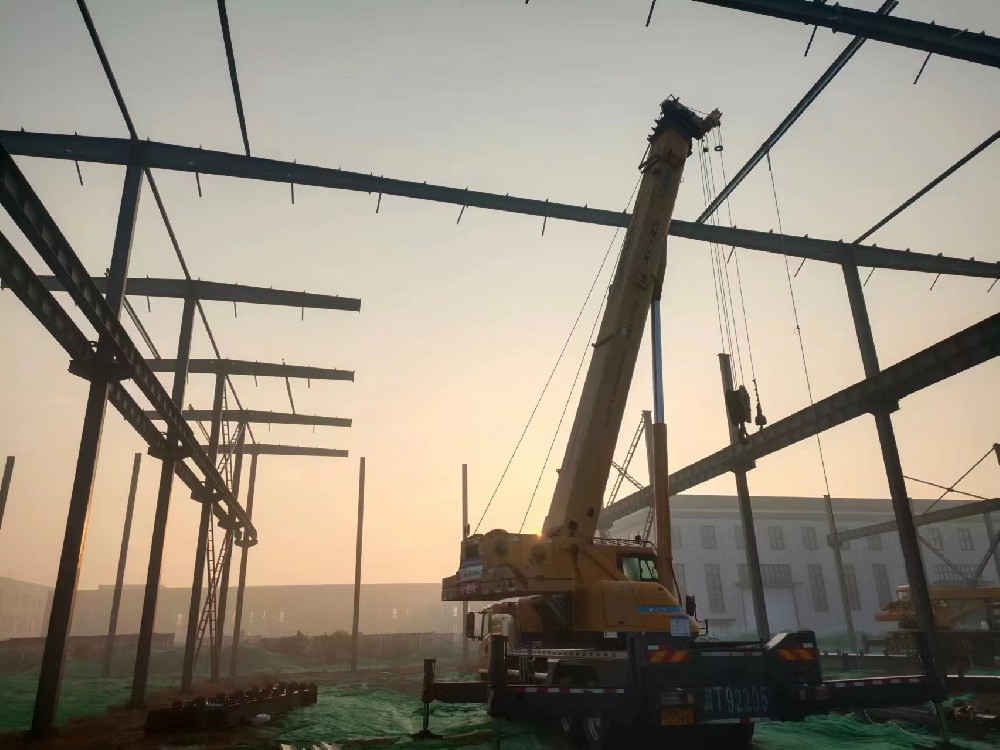 鋼結(jié)構(gòu)工程施工動(dòng)態(tài)